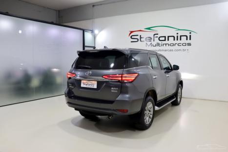 TOYOTA Hilux SW4 2.8 16V 4P SRX 4X4 7 LUGARES TURBO DIESEL AUTOM�TICO, Foto 11