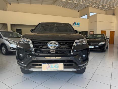 TOYOTA Hilux SW4 2.8 16V 4P SRX 4X4 7 LUGARES TURBO DIESEL AUTOM�TICO, Foto 3