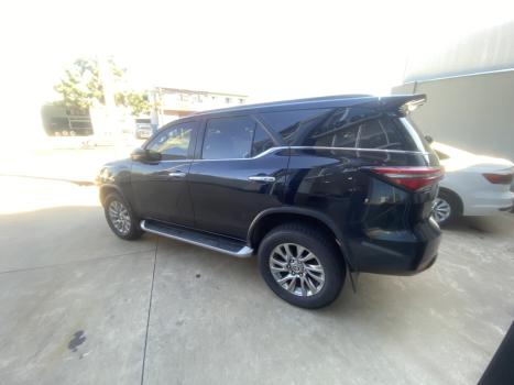 TOYOTA Hilux SW4 2.8 16V 4P SRX 4X4 7 LUGARES TURBO DIESEL AUTOM�TICO, Foto 5