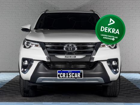 TOYOTA Hilux SW4 2.8 16V 4P SRX 4X4 7 LUGARES TURBO DIESEL AUTOM�TICO, Foto 3