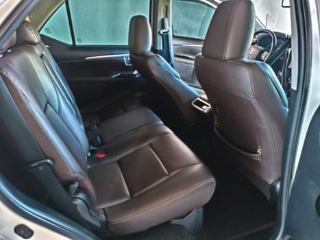 TOYOTA Hilux SW4 2.8 16V 4P SRX 4X4 7 LUGARES TURBO DIESEL AUTOM�TICO, Foto 10