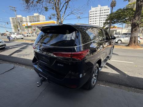 TOYOTA Hilux SW4 2.8 16V 4P SRX 4X4 7 LUGARES TURBO DIESEL AUTOM�TICO, Foto 7