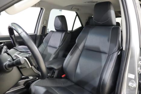 TOYOTA Hilux SW4 2.8 16V 4P SRX 4X4 7 LUGARES TURBO DIESEL AUTOM�TICO, Foto 7