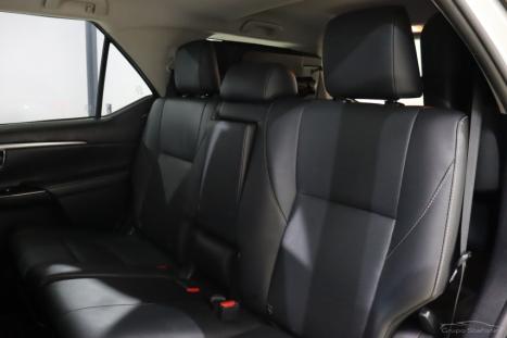TOYOTA Hilux SW4 2.8 16V 4P SRX 4X4 7 LUGARES TURBO DIESEL AUTOM�TICO, Foto 8