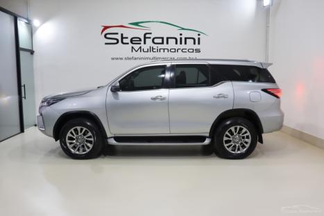 TOYOTA Hilux SW4 2.8 16V 4P SRX 4X4 7 LUGARES TURBO DIESEL AUTOM�TICO, Foto 11