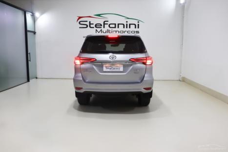 TOYOTA Hilux SW4 2.8 16V 4P SRX 4X4 7 LUGARES TURBO DIESEL AUTOM�TICO, Foto 13