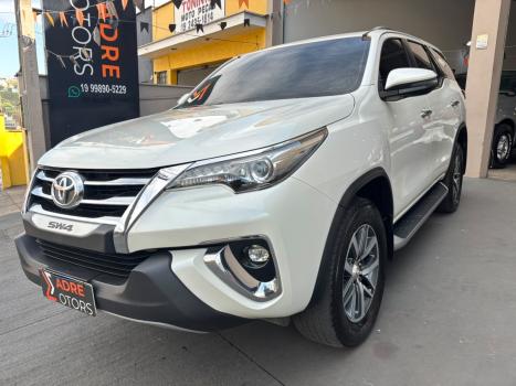 TOYOTA Hilux SW4 2.8 16V 4P SRX 4X4 7 LUGARES TURBO DIESEL AUTOM�TICO, Foto 2