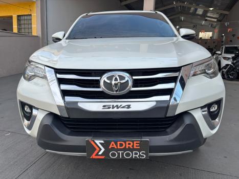 TOYOTA Hilux SW4 2.8 16V 4P SRX 4X4 7 LUGARES TURBO DIESEL AUTOM�TICO, Foto 5