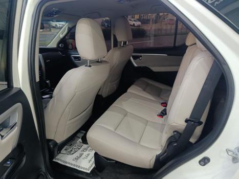 TOYOTA Hilux SW4 2.8 16V 4P SRX 4X4 7 LUGARES TURBO DIESEL AUTOM�TICO, Foto 7