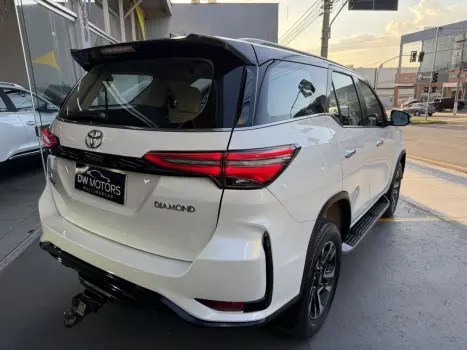 TOYOTA Hilux SW4 2.8 16V 4P SRX 4X4 7 LUGARES TURBO DIESEL AUTOM�TICO, Foto 10
