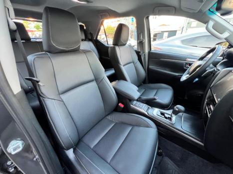 TOYOTA Hilux SW4 2.8 16V 4P SRX PLATINUM 4X4 7 LUGARES TURBO DIESEL AUTOM�TICO, Foto 11