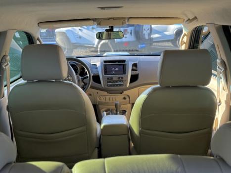 TOYOTA Hilux SW4 3.0 16V 4P SRV 4X4 TURBO DIESEL AUTOMTICO, Foto 11