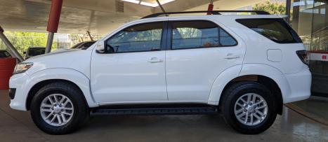 TOYOTA Hilux SW4 3.0 16V 4P SRV 4X4 TURBO DIESEL AUTOMTICO, Foto 4