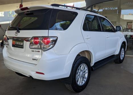 TOYOTA Hilux SW4 3.0 16V 4P SRV 4X4 TURBO DIESEL AUTOMTICO, Foto 7