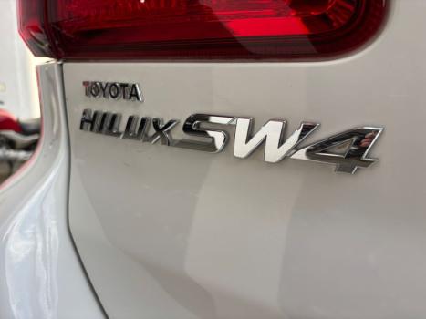 TOYOTA Hilux SW4 3.0 16V 4P SRV 4X4 7 LUGARES TURBO DIESEL AUTOMTICO, Foto 12