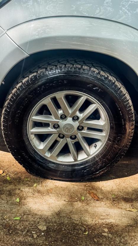 TOYOTA Hilux SW4 3.0 V6 12V 4P SRV 4X4 TURBO DIESEL AUTOMTICO, Foto 16