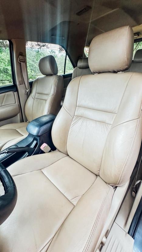 TOYOTA Hilux SW4 3.0 16V 4P SRV 4X4 7 LUGARES TURBO DIESEL AUTOMTICO, Foto 9