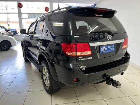 TOYOTA Hilux SW4 3.0 V6 12V 4P SRV 4X4 TURBO DIESEL AUTOMTICO, Foto 6