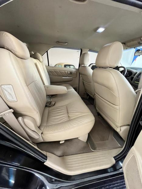 TOYOTA Hilux SW4 3.0 V6 12V 4P SRV 4X4 TURBO DIESEL AUTOMTICO, Foto 12