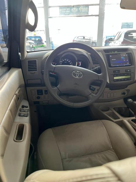 TOYOTA Hilux SW4 3.0 V6 12V 4P SRV 4X4 TURBO DIESEL AUTOMTICO, Foto 14