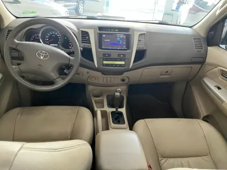 TOYOTA Hilux SW4 3.0 V6 12V 4P SRV 4X4 TURBO DIESEL AUTOMTICO, Foto 15