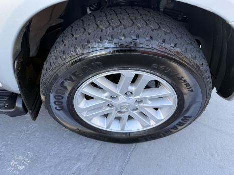 TOYOTA Hilux SW4 3.0 16V 4P SRV 4X4 7 LUGARES TURBO DIESEL AUTOMTICO, Foto 6