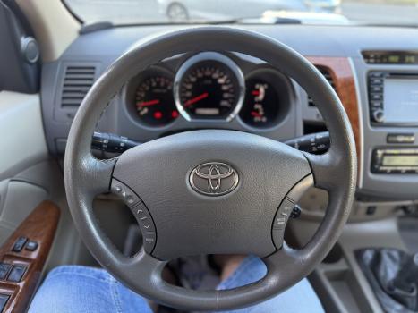 TOYOTA Hilux SW4 3.0 16V 4P SRV 4X4 7 LUGARES TURBO DIESEL AUTOMTICO, Foto 14