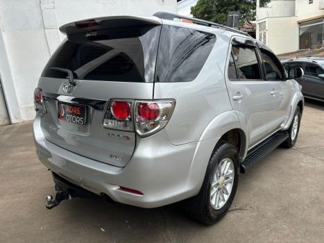 TOYOTA Hilux SW4 3.0 16V 4P SRV 4X4 7 LUGARES TURBO DIESEL AUTOM�TICO, Foto 8