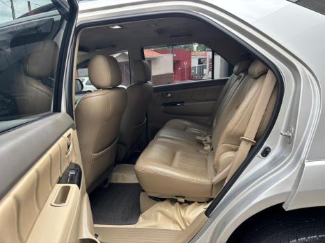 TOYOTA Hilux SW4 3.0 16V 4P SRV 4X4 7 LUGARES TURBO DIESEL AUTOM�TICO, Foto 15