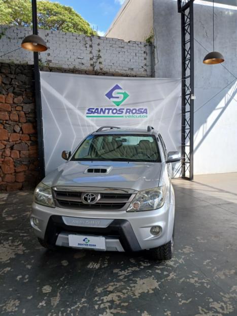 TOYOTA Hilux SW4 3.0 16V 4P SRV 4X4 TURBO DIESEL AUTOM�TICO, Foto 3