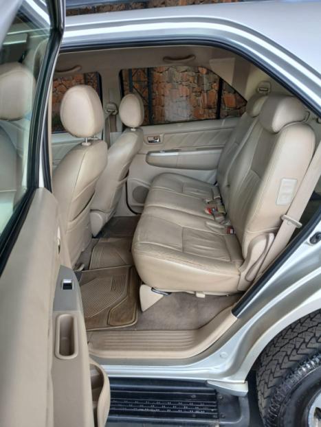 TOYOTA Hilux SW4 3.0 16V 4P SRV 4X4 TURBO DIESEL AUTOM�TICO, Foto 12