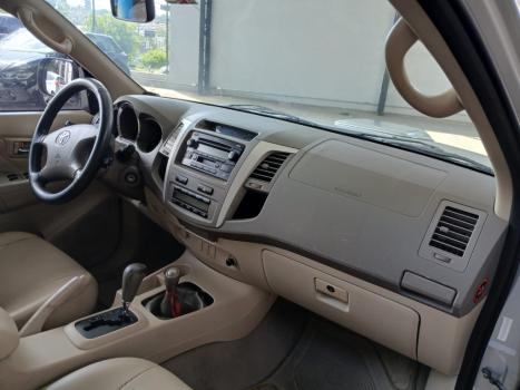 TOYOTA Hilux SW4 3.0 16V 4P SRV 4X4 TURBO DIESEL AUTOM�TICO, Foto 13