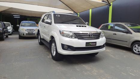 TOYOTA Hilux SW4 3.0 16V 4P 4X4 SRV TURBO DIESEL, Foto 3