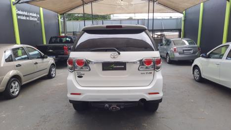 TOYOTA Hilux SW4 3.0 16V 4P 4X4 SRV TURBO DIESEL, Foto 5