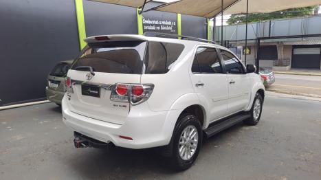 TOYOTA Hilux SW4 3.0 16V 4P 4X4 SRV TURBO DIESEL, Foto 6