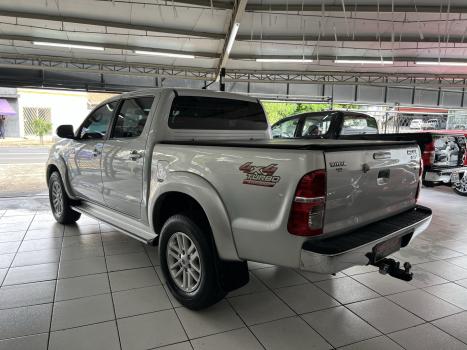 TOYOTA Hilux SW4 3.0 16V 4P SRV 4X4 TURBO DIESEL AUTOM�TICO, Foto 6