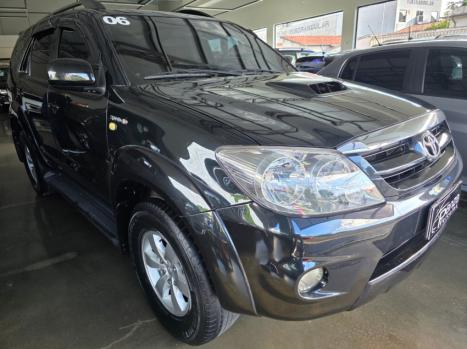 TOYOTA Hilux SW4 3.0 16V 4P SRV 4X4 TURBO DIESEL AUTOM�TICO, Foto 1