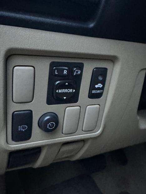 TOYOTA Hilux SW4 3.0 16V 4P SRV 4X4 7 LUGARES TURBO DIESEL AUTOM�TICO, Foto 8