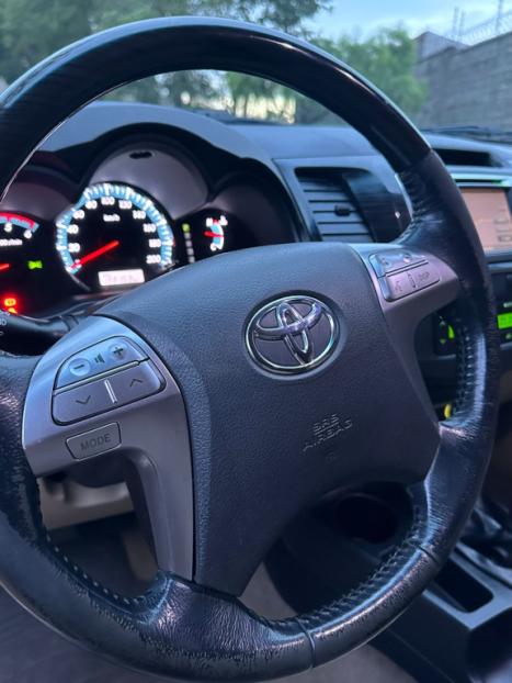 TOYOTA Hilux SW4 3.0 16V 4P SRV 4X4 7 LUGARES TURBO DIESEL AUTOM�TICO, Foto 10