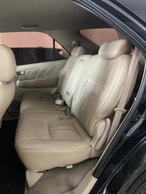 TOYOTA Hilux SW4 3.0 16V 4P 4X4 SRV TURBO DIESEL, Foto 6