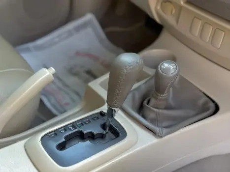 TOYOTA Hilux SW4 3.0 V6 12V 4P SRV 4X4 TURBO DIESEL AUTOM�TICO, Foto 8