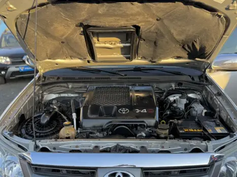 TOYOTA Hilux SW4 3.0 V6 12V 4P SRV 4X4 TURBO DIESEL AUTOM�TICO, Foto 19