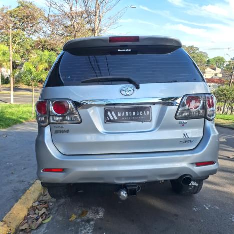 TOYOTA Hilux SW4 3.0 16V 4P SRV 4X4 TURBO DIESEL AUTOMÁTICO, Foto 4