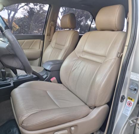 TOYOTA Hilux SW4 3.0 16V 4P SRV 4X4 TURBO DIESEL AUTOMÁTICO, Foto 9