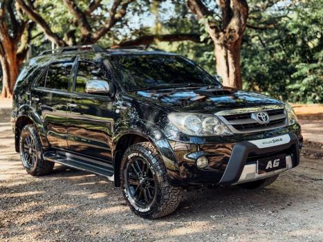 TOYOTA Hilux SW4 3.0 V6 12V 4P SRV 4X4 TURBO DIESEL AUTOM�TICO, Foto 1