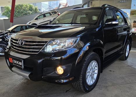 TOYOTA Hilux SW4 3.0 16V 4P SRV 4X4 TURBO DIESEL AUTOM�TICO, Foto 3