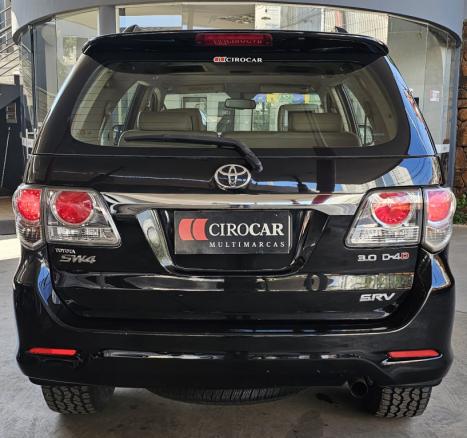 TOYOTA Hilux SW4 3.0 16V 4P SRV 4X4 TURBO DIESEL AUTOM�TICO, Foto 6