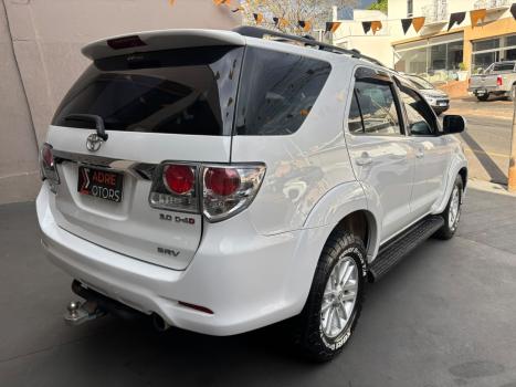 TOYOTA Hilux SW4 3.0 16V 4P SR 4X4 TURBO DIESEL AUTOM�TICO, Foto 6