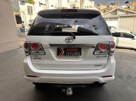TOYOTA Hilux SW4 3.0 16V 4P SR 4X4 TURBO DIESEL AUTOM�TICO, Foto 9