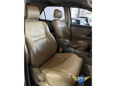 TOYOTA Hilux SW4 3.0 16V 4P SRV 4X4 7 LUGARES TURBO DIESEL AUTOM�TICO, Foto 11